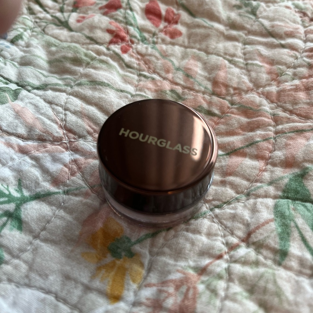 Hourglass Scattered Light eyeshadow